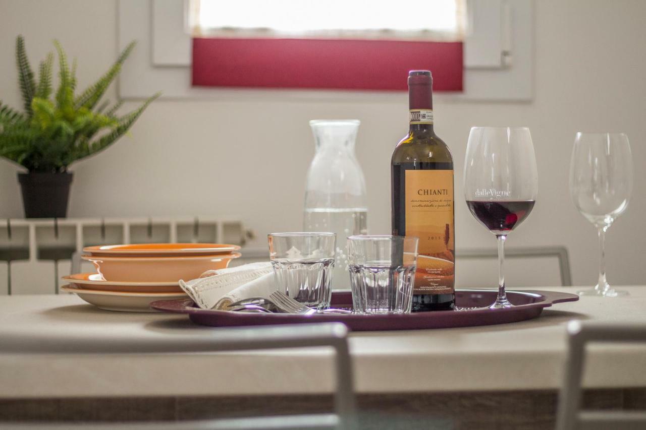 Emma & Olga Apartments -In The City Centre- Florence Phòng bức ảnh